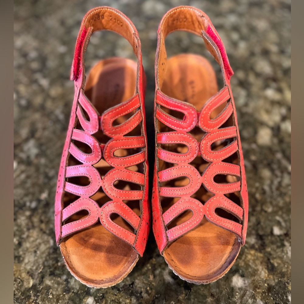 Spring Step Wedge. - Picture 2 of 5
